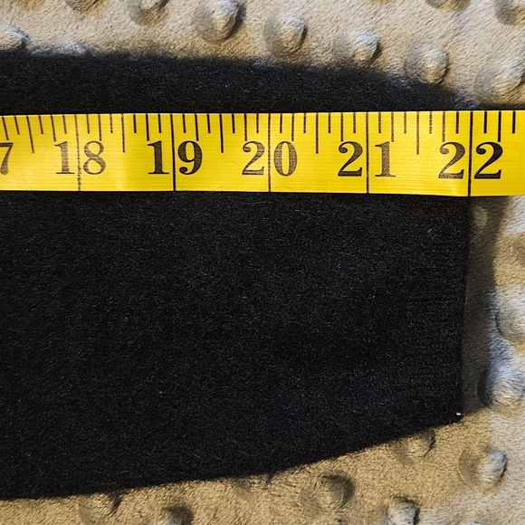 Classic Timeless Black Cashmere Women's Sweater Quiet Luxury Buttons Soft - Picture 10 of 13